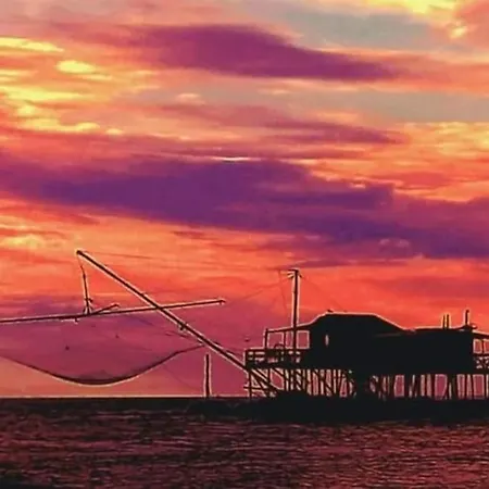 Tramonti Sul Mare Lägenhet Marina Di Pisa