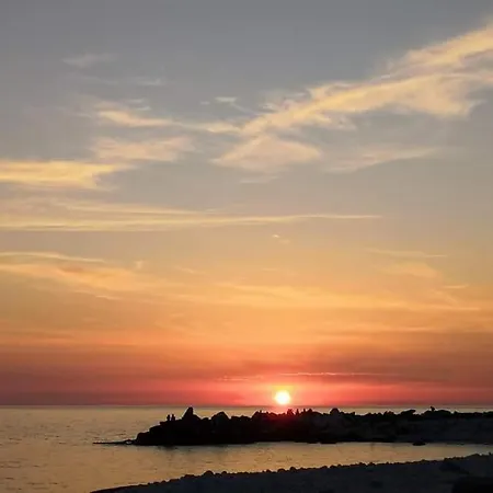 Tramonti Sul Mare Apartment *